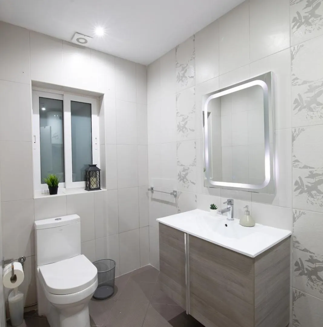 Modern Ensuite Rooms In Shared Apartment Near Balluta Bay Sliema Gzira Saint Julian's Homestay