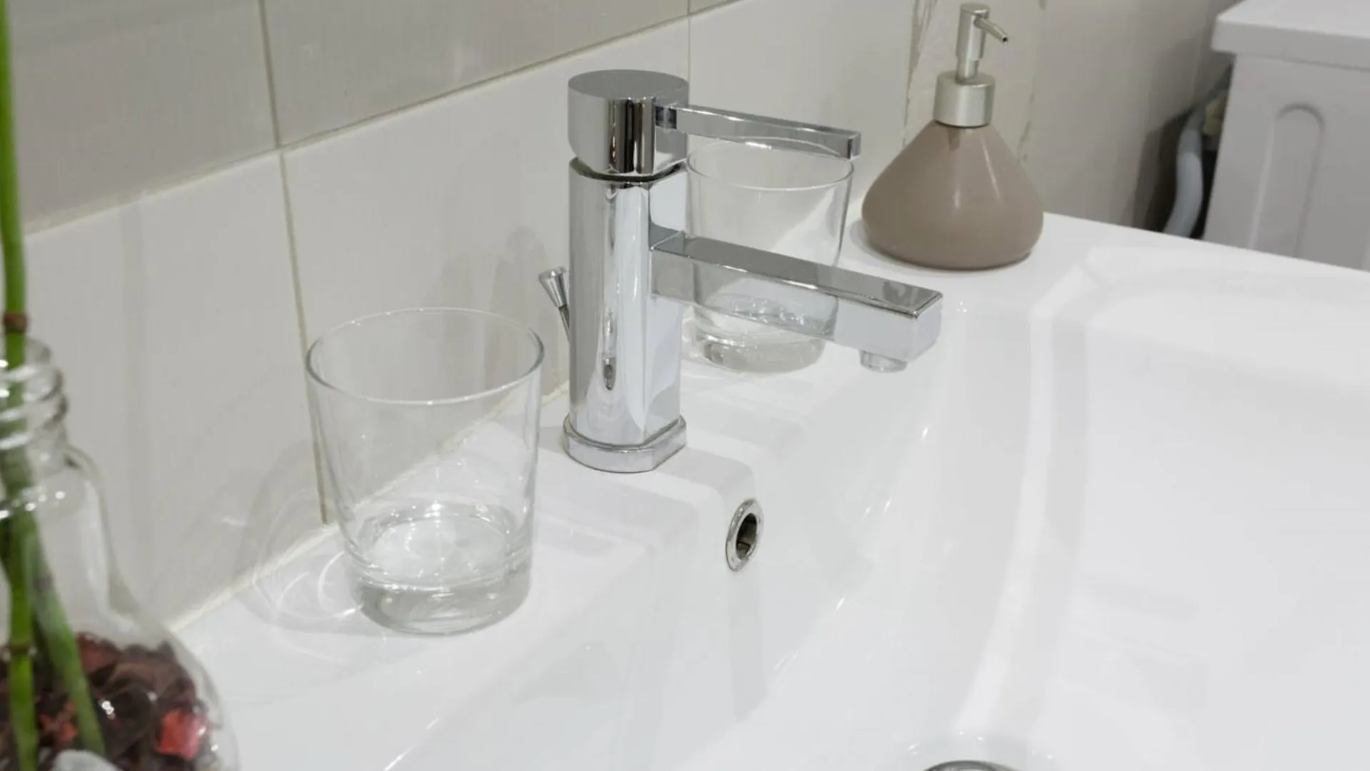 Modern Ensuite Rooms In Shared Apartment Near Balluta Bay Sliema Gzira Saint Julian's