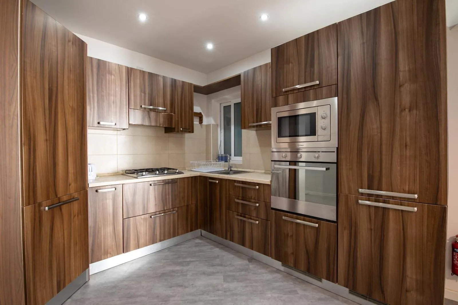 Modern Ensuite Rooms In Shared Apartment Near Balluta Bay Sliema Gzira Saint Julian's